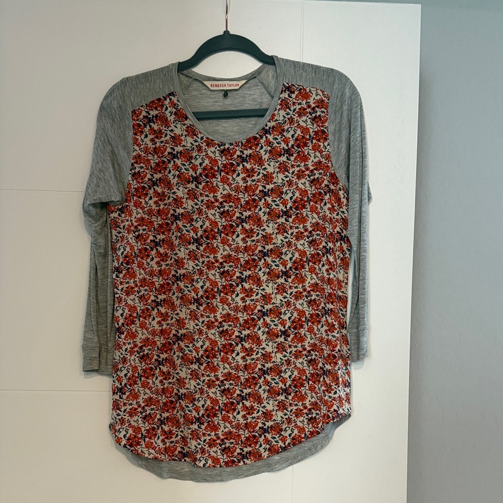 Rebecca Taylor Red Floral Raglan Long Sleeve Top with Gray Sleeves